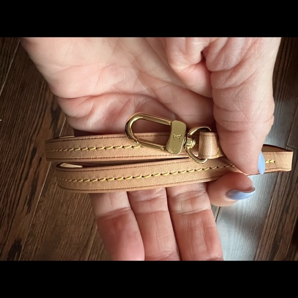 SOLD Authentic Louis Vuitton Favorite MM - Picture 13 of 14